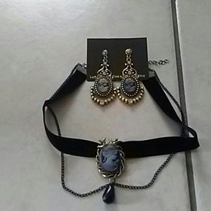 New Never worn Fashion Jewerly